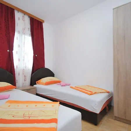 Nedovic-jaz Apartment