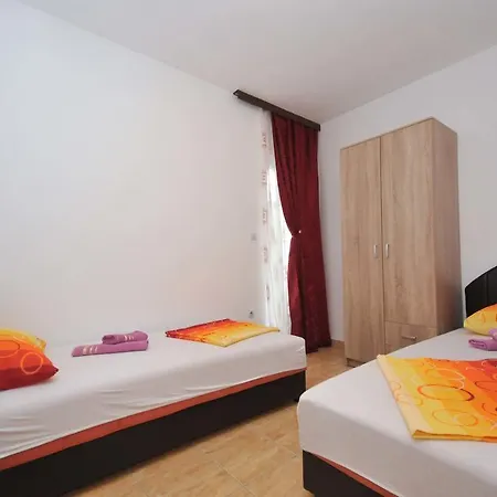 Nedovic-jaz Apartment *